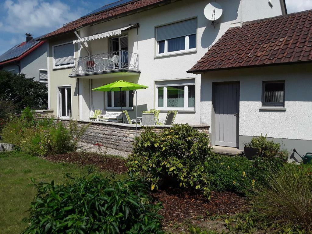 Freundliche Ferienwohnung Mit Grosser Terasse Aichstetten Exterior photo
